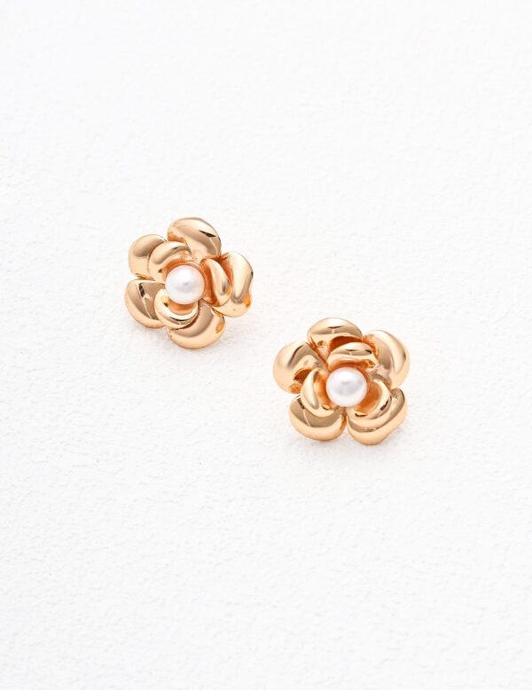 Blossom Pearl Studs - Image 2